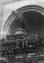 Mussolini statue lo.jpg